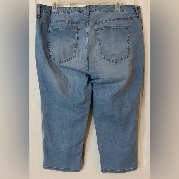 Code Bleu Classic Capri Size 22 - Picture 3 of 10